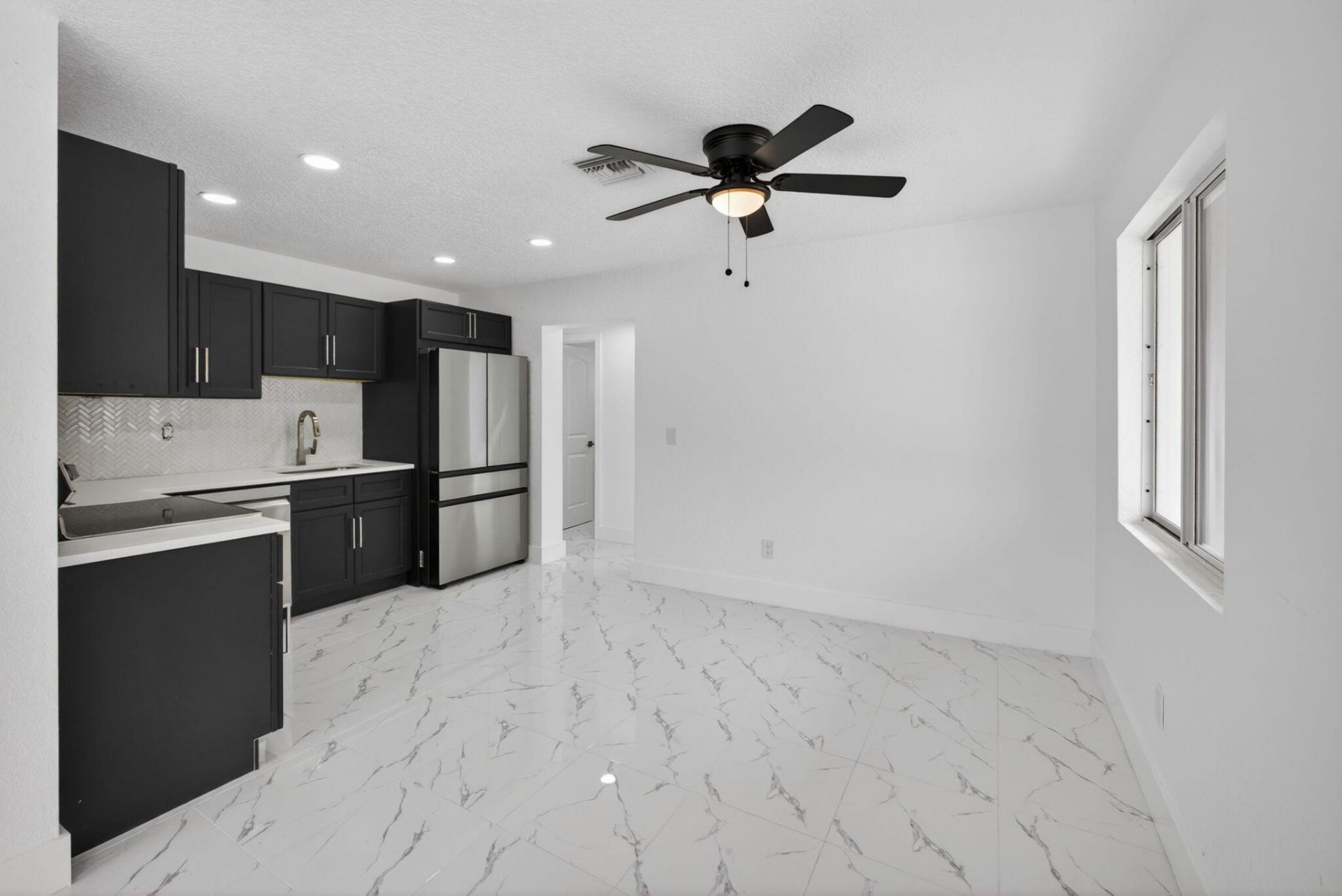 1225 W 32 Street, Riviera Beach, FL 33404 Photo