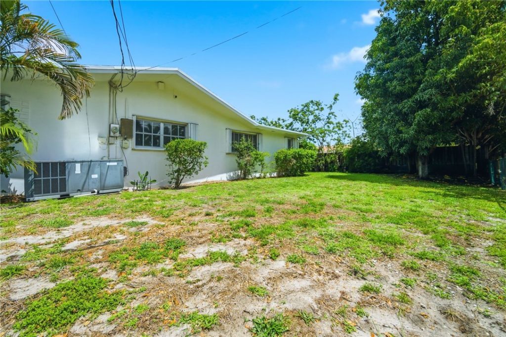 321 Chaminade Drive, Hollywood, FL 33021 Photo