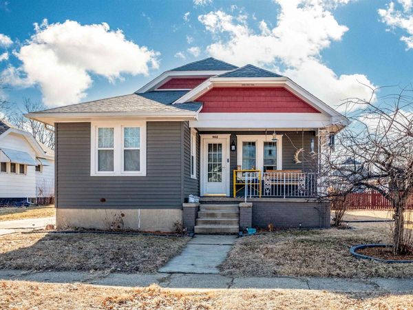 902 Saint Julian Street, Pekin, IL 61554