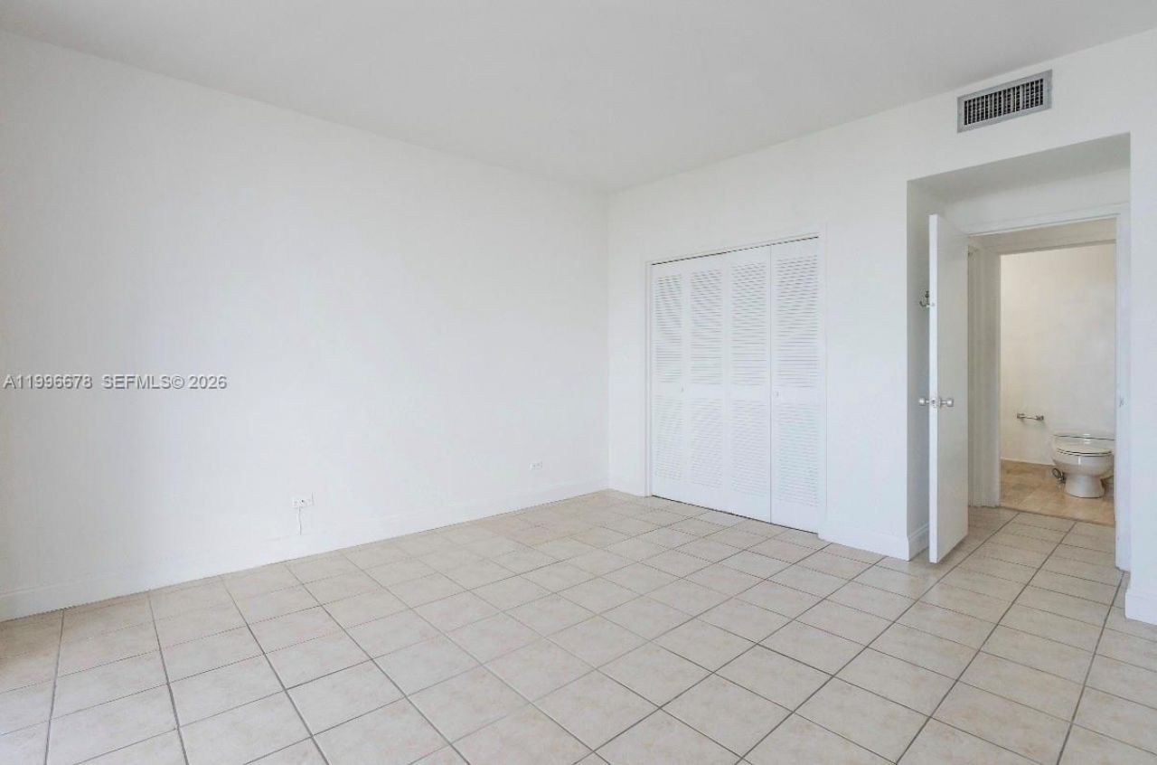 700 Biltmore Way, Unit 1004, Coral Gables, FL 33134 Photo