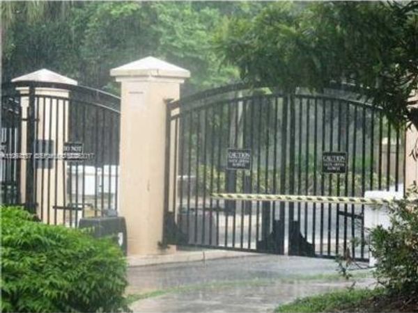 Unit 30, Pompano Beach, FL 33069