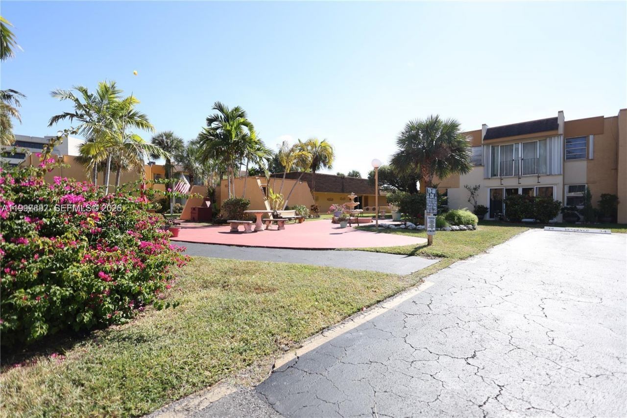 9340 W Flagler St, Unit 104B, Miami, FL 33174 Photo