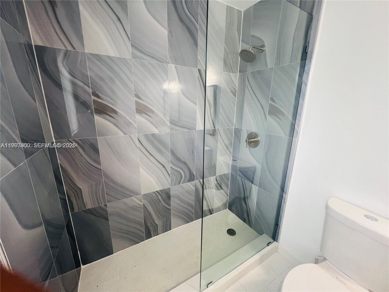 842 Meridian Ave, Unit 2G, Miami Beach, FL 33139 Photo