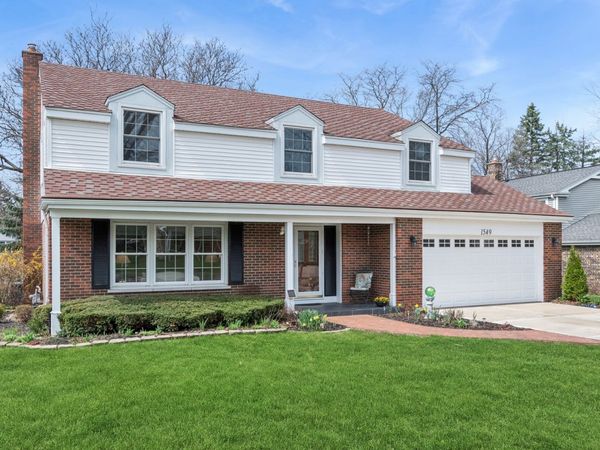 1549 Chippewa Drive , Naperville, IL 60563