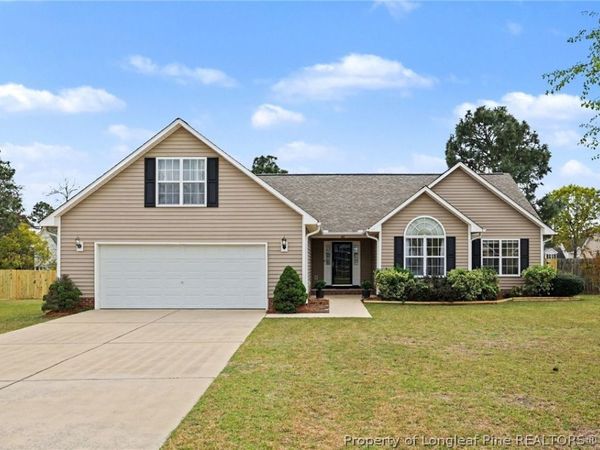 62 Macon Court E, Sanford, NC 27332