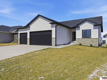 836 W Miramonte Road , Lincoln, NE 68523