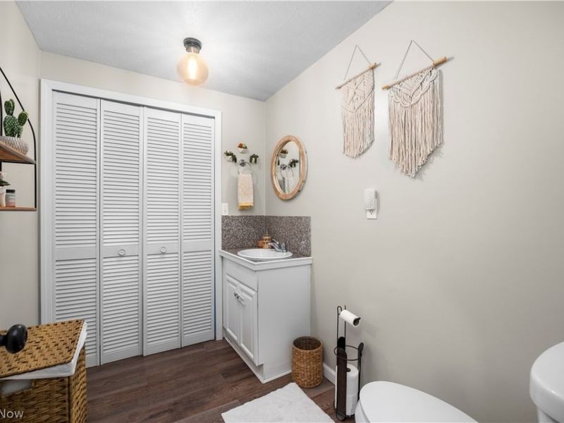 4874 Hollyview Drive, Vermilion, OH 44089 Photo 18