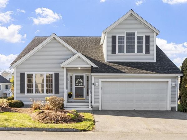 36 Augusta Way, Unit 30, Chelmsford, MA 01863