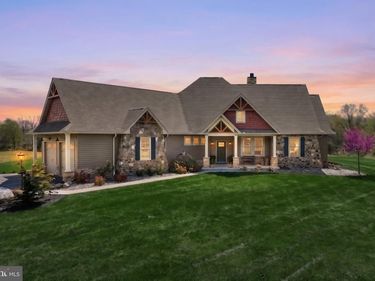 305 GUN CLUB ROAD, NEW OXFORD, PA 17350