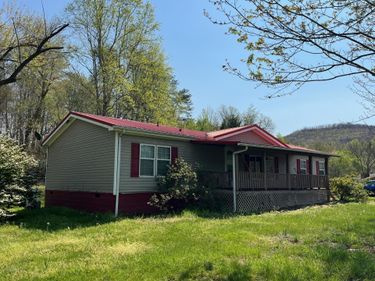 598 Skaggs Branch Road, Williamsburg, KY 40769