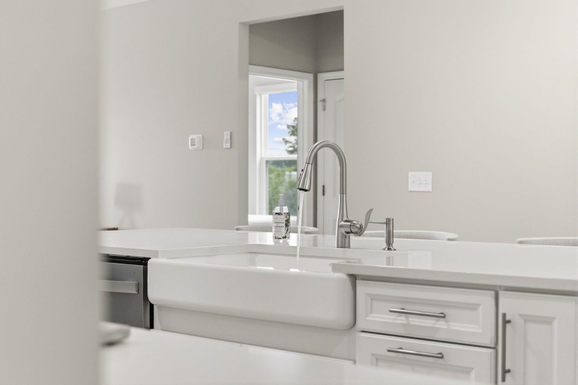 371 Mikita Dr. Photo 13