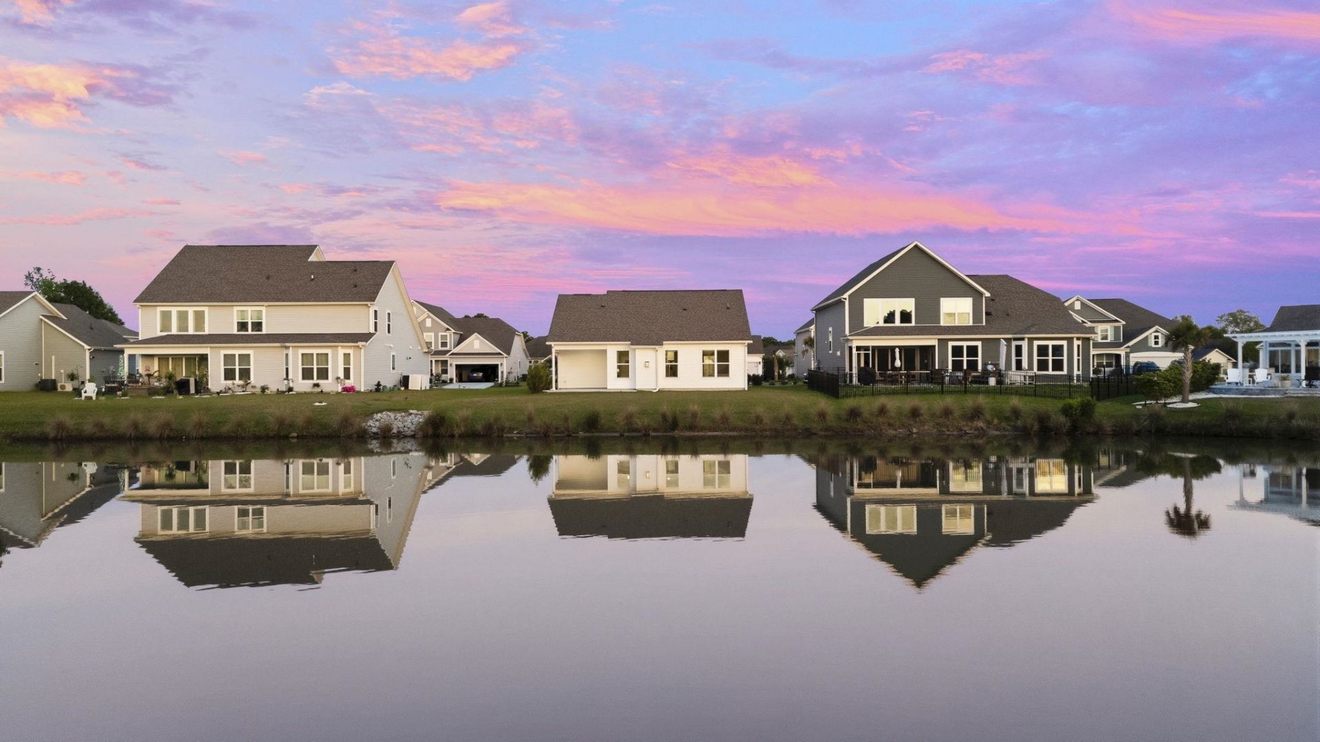 371 Mikita Dr. Photo 49