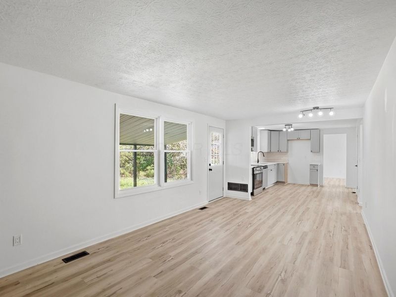 6736 Centennial Drive, Reynoldsburg, OH 43068 Photo 16