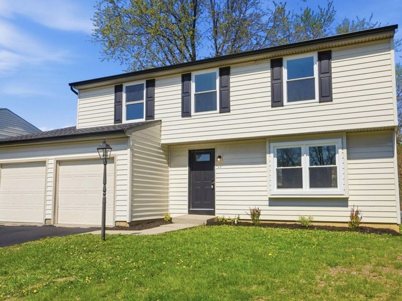 6736 Centennial Drive, Reynoldsburg, OH 43068 Photo 2