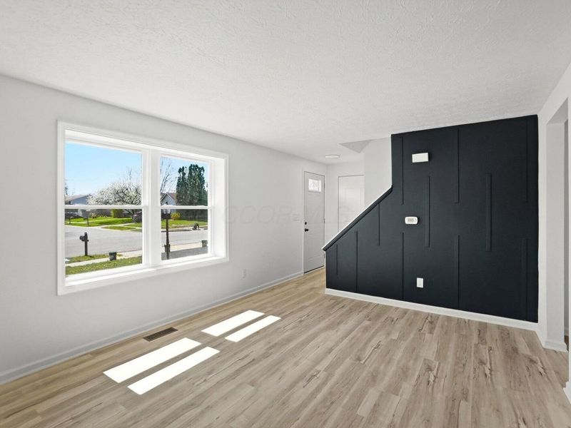 6736 Centennial Drive, Reynoldsburg, OH 43068 Photo 6