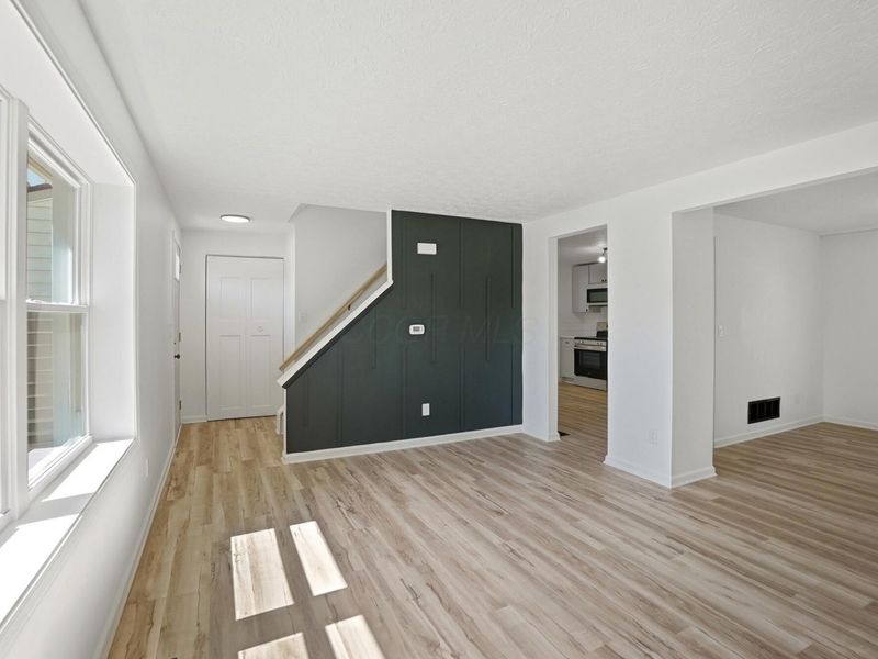 6736 Centennial Drive, Reynoldsburg, OH 43068 Photo 7