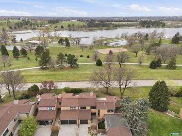 2955 Park Place Drive , Lincoln, NE 68506