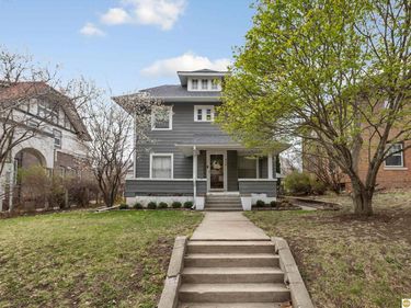 438 N 38 Avenue , Omaha, NE 68131