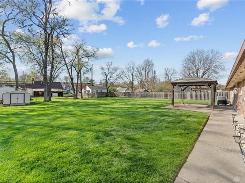 1635 Yalta Road, Beavercreek, OH 45432 Photo 38