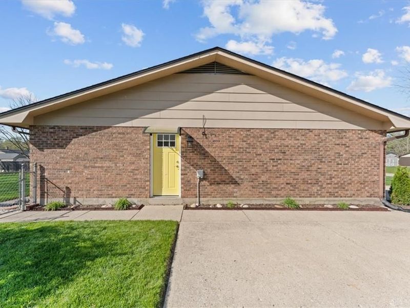 1635 Yalta Road, Beavercreek, OH 45432 Photo 4