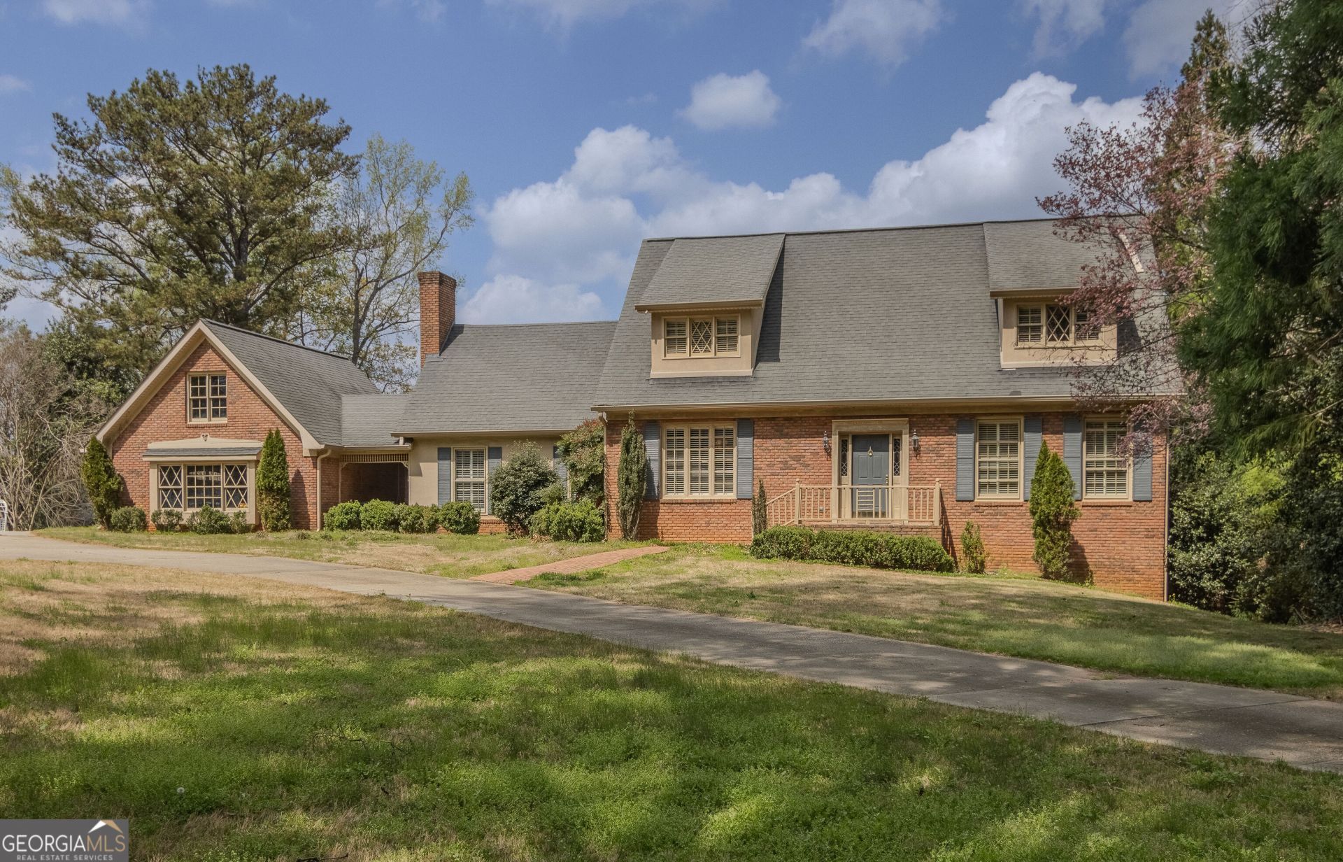 2265 Castle Lake Drive, Tyrone, GA 30290 Main Photo