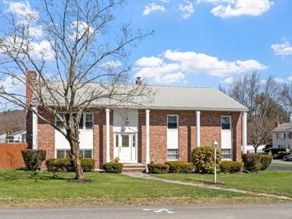 86 Anderson Drive, Methuen, MA 01844