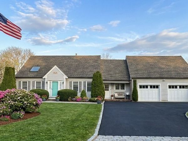 30 Elliott Rd, Barnstable, MA 02632