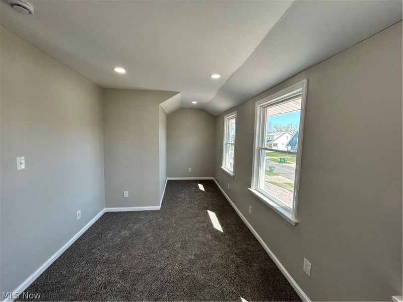 13623 Thornhurst Avenue, Garfield Heights, OH 44105 Photo 16