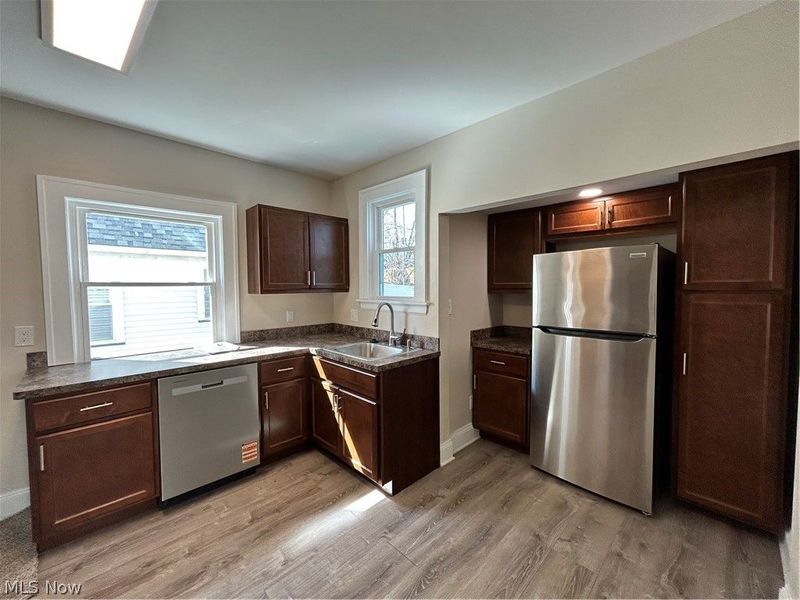 13623 Thornhurst Avenue, Garfield Heights, OH 44105 Photo 6