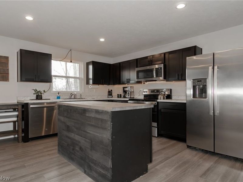 772 Pine Spring Drive, Painesville Township, OH 44077 Photo 8