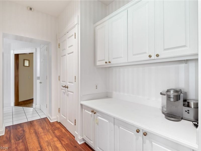 2520 Glenmont Road NW, Canton, OH 44708 Photo 12