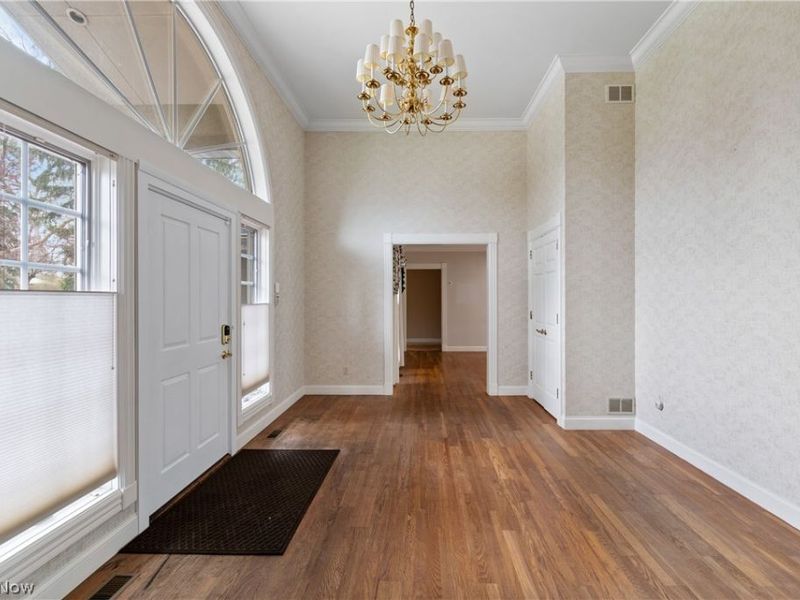 2520 Glenmont Road NW, Canton, OH 44708 Photo 5