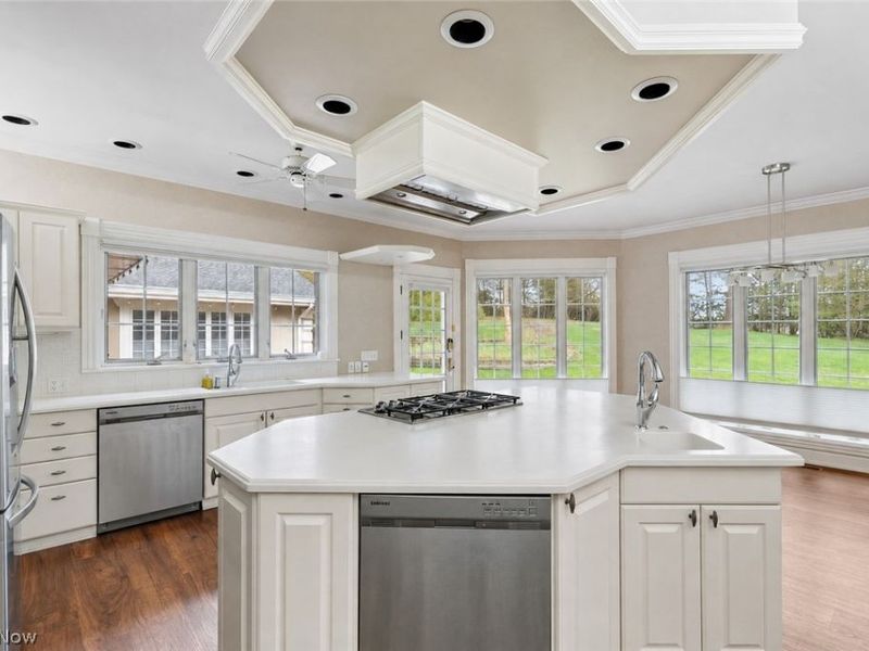 2520 Glenmont Road NW, Canton, OH 44708 Photo 8