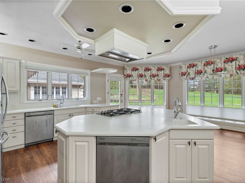 2520 Glenmont Road NW, Canton, OH 44708 Photo 9