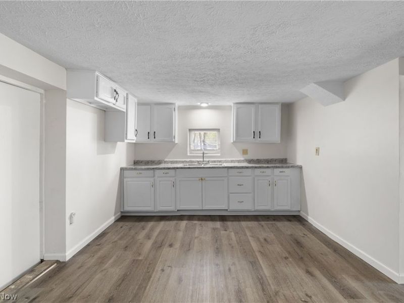 2523 Sherr Avenue SE, Canton, OH 44707 Photo 10