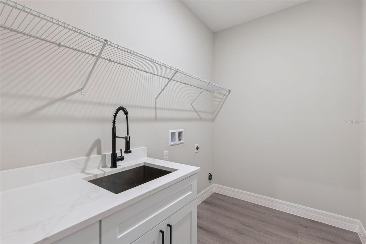 42875 Honeysuckle Street, Eustis, FL 32736 Photo