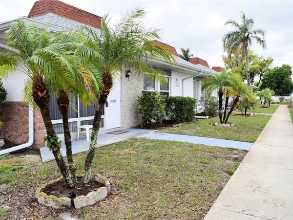 4357 TAHITIAN GARDENS CIRCLE , Unit E, HOLIDAY, FL 34691