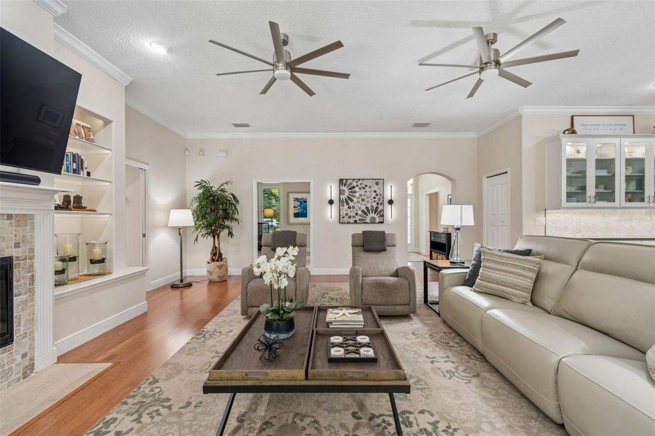 421 Pine Bluff Drive, Lutz, FL 33549 Photo