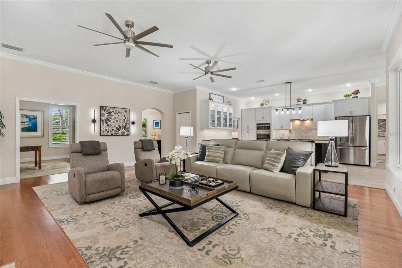 421 Pine Bluff Drive, Lutz, FL 33549 Photo