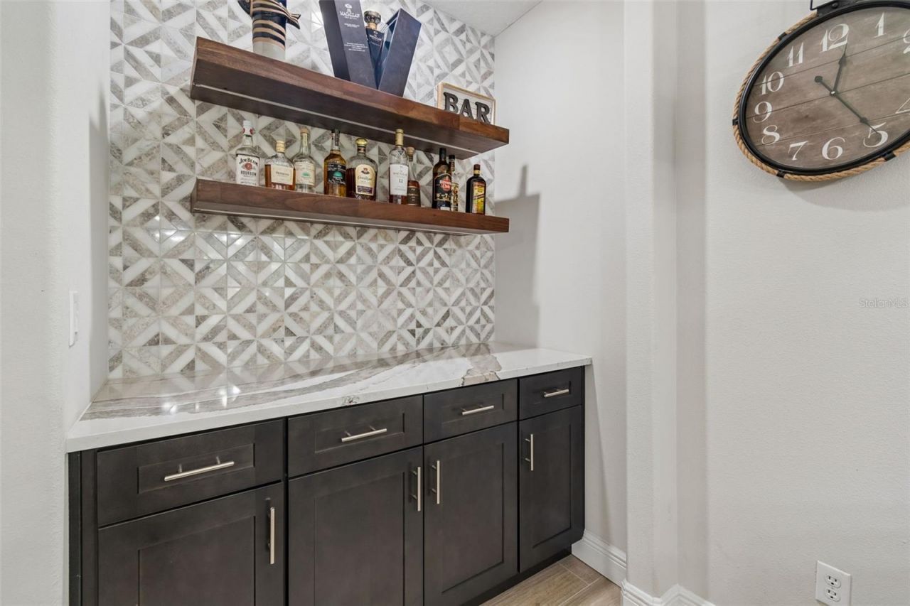 421 Pine Bluff Drive, Lutz, FL 33549 Photo