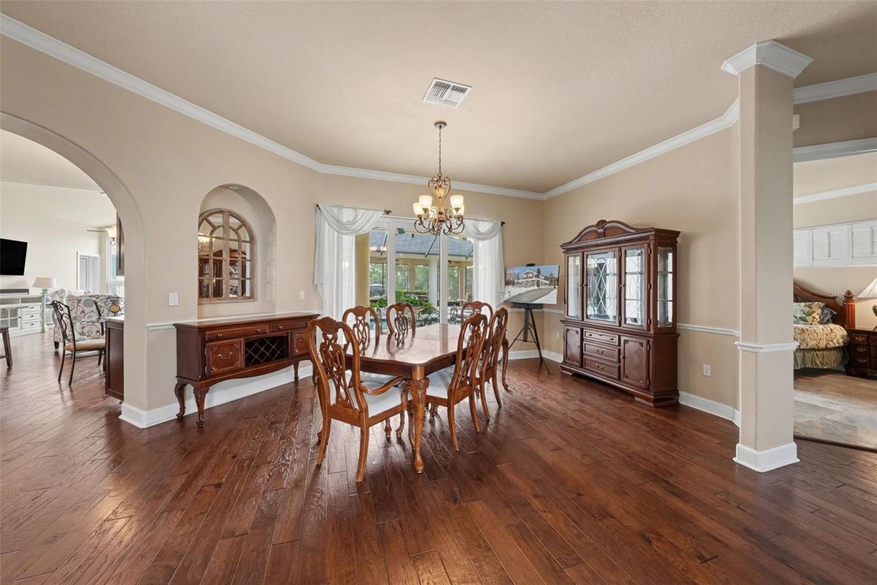 18817 Wimbledon Circle, Lutz, FL 33558 Photo