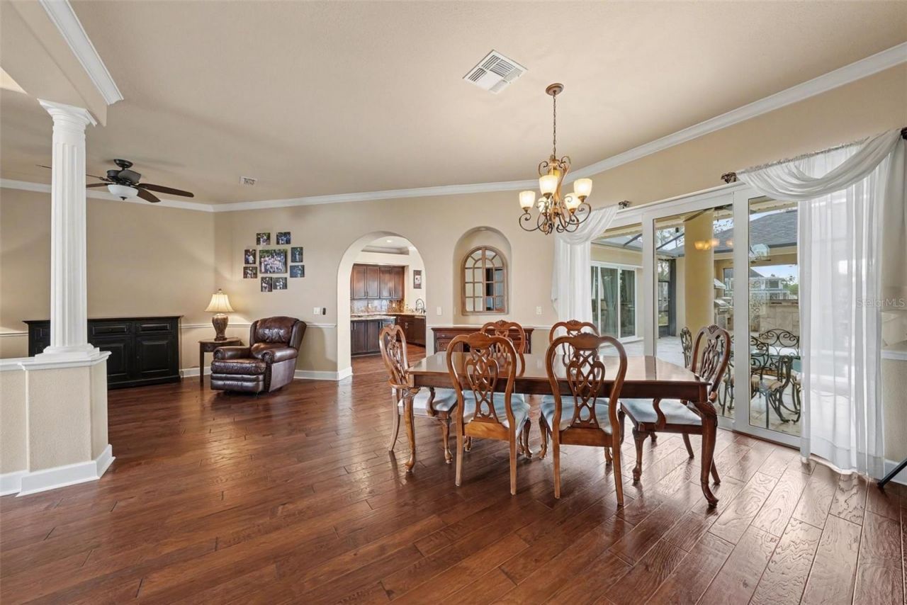 18817 Wimbledon Circle, Lutz, FL 33558 Photo