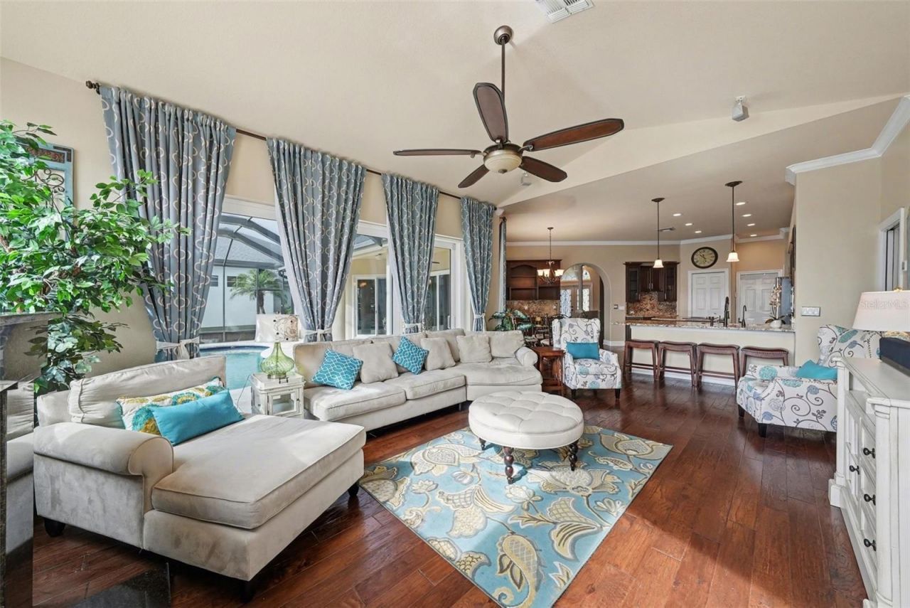 18817 Wimbledon Circle, Lutz, FL 33558 Photo