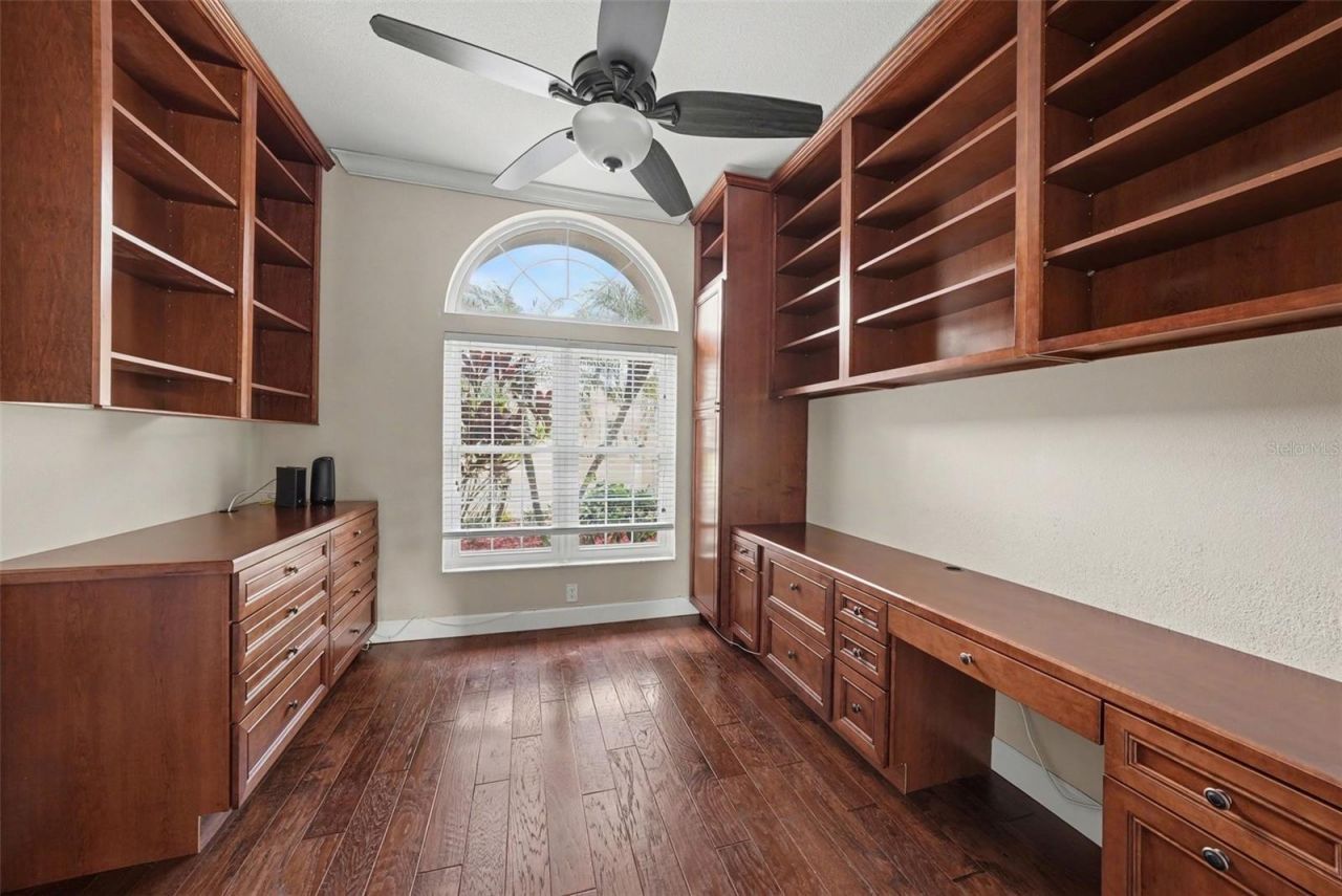 18817 Wimbledon Circle, Lutz, FL 33558 Photo