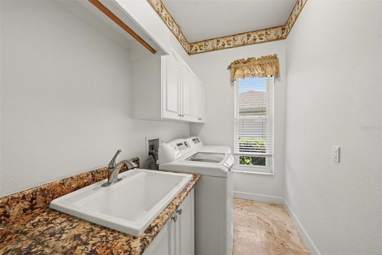 18817 Wimbledon Circle, Lutz, FL 33558 Photo