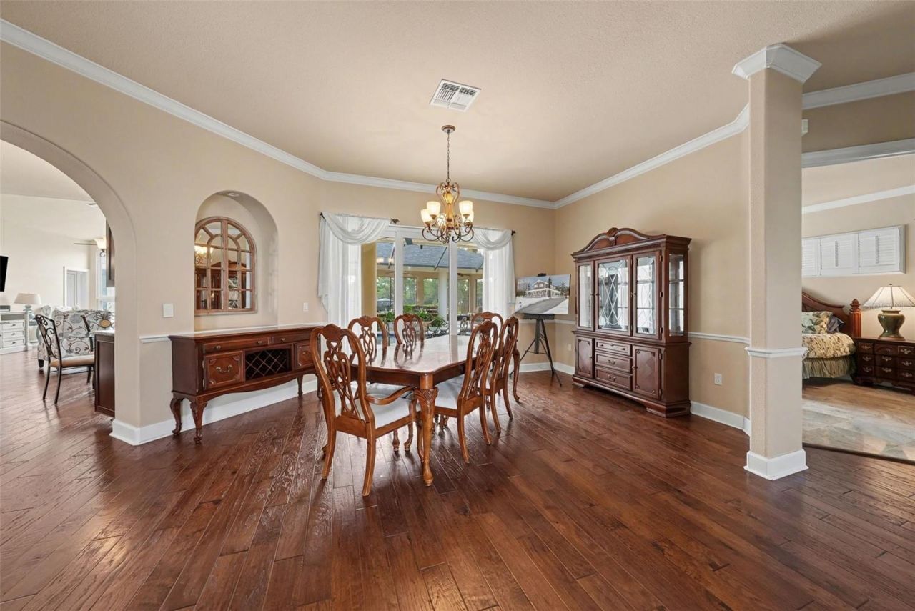 18817 Wimbledon Circle, Lutz, FL 33558 Photo