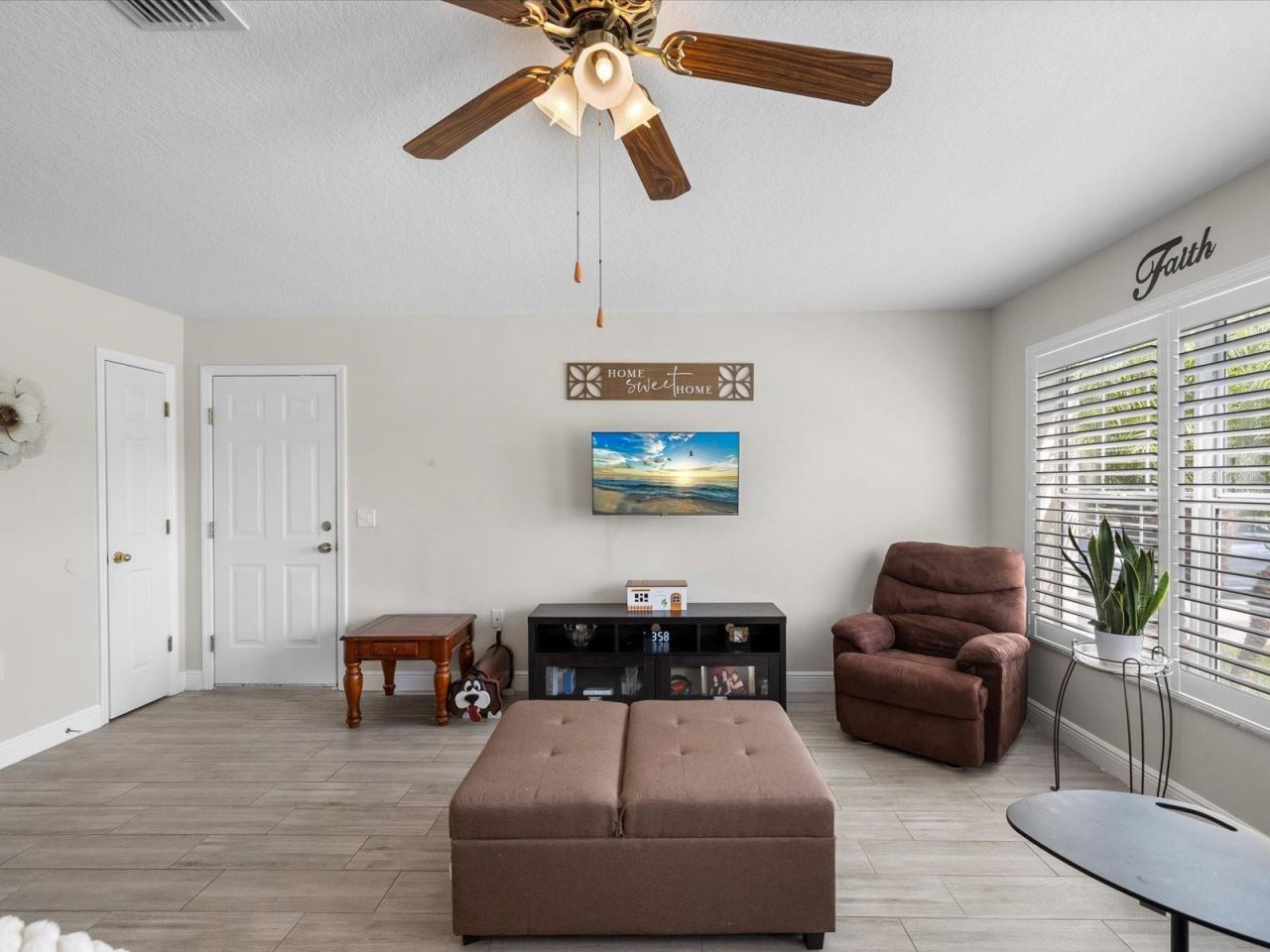 4411 W Oklahoma Avenue, Tampa, FL 33616 Photo