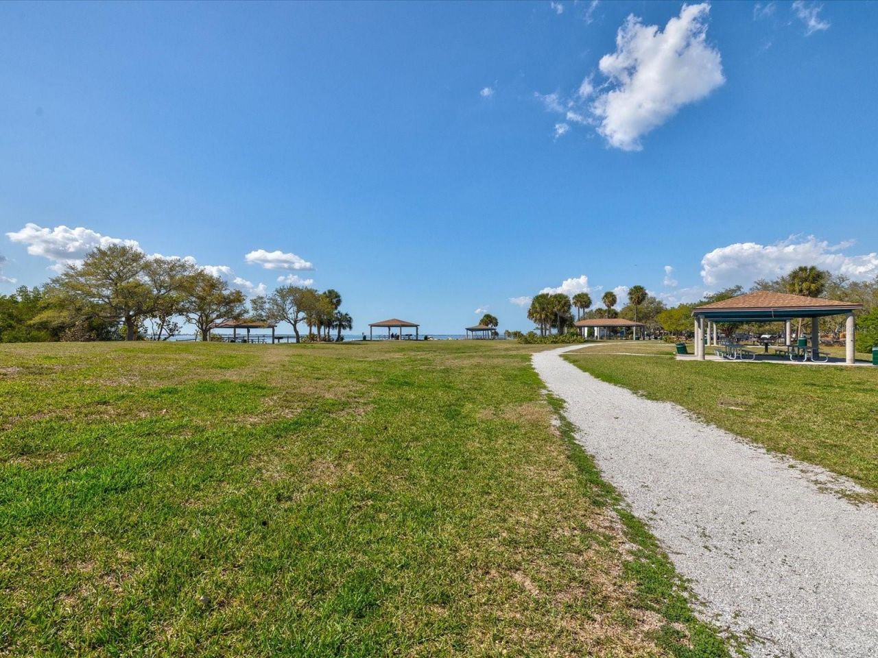 4411 W Oklahoma Avenue, Tampa, FL 33616 Photo