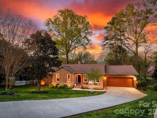 8215 Chandos Place , Huntersville, NC 28078