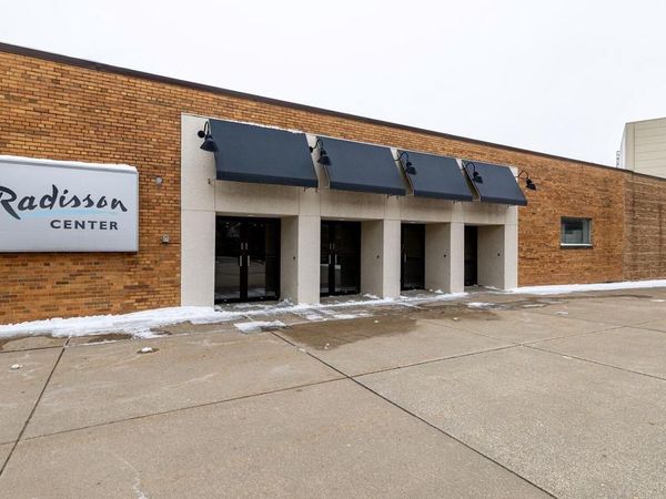 300 2nd STREET S, La Crosse, WI 54601